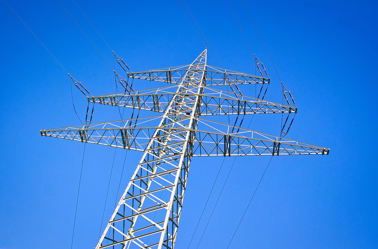 découvrez tout sur les tours à haute tension, leurs fonctions essentielles dans le transport d'électricité et leur importance pour le réseau électrique.