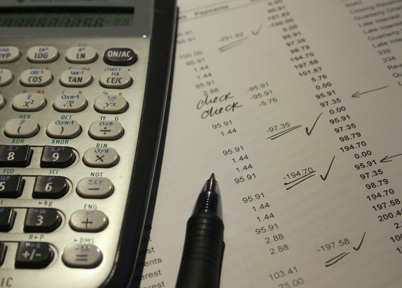 découvrez l'importance de la comptabilité carbone pour les entreprises. apprenez à mesurer et à réduire votre empreinte carbone afin de contribuer à la lutte contre le changement climatique tout en respectant les réglementations environnementales.