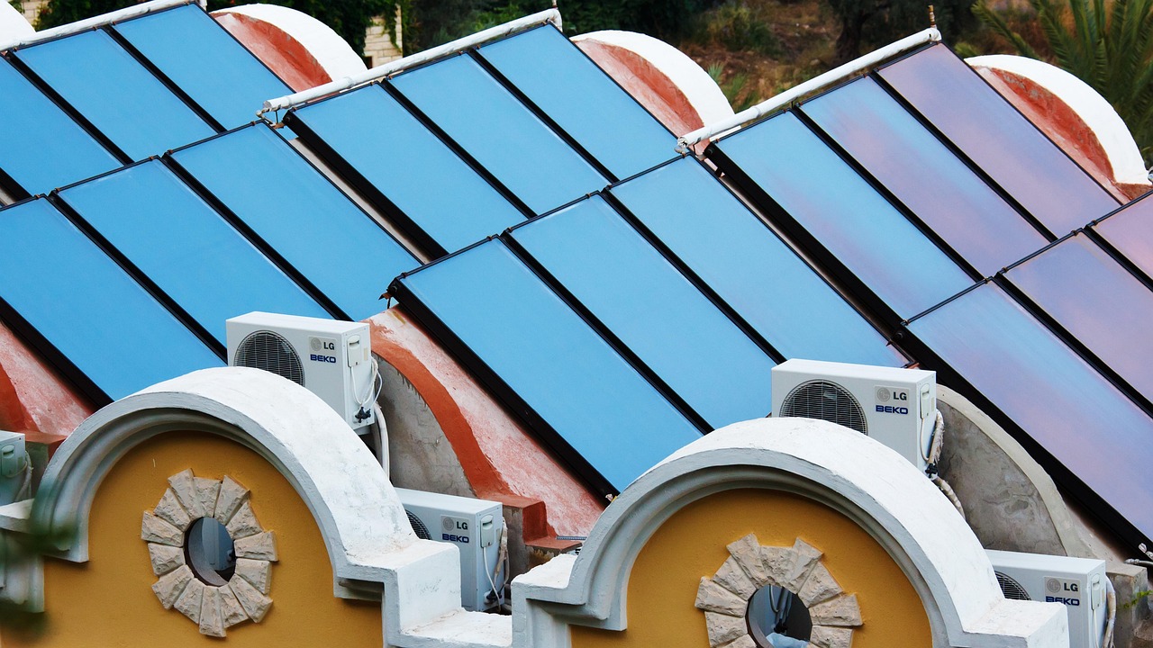 installation de panneaux solaires : profitez d'une énergie renouvelable, réduisez vos factures d'électricité et contribuez à la protection de l'environnement avec nos solutions sur mesure.