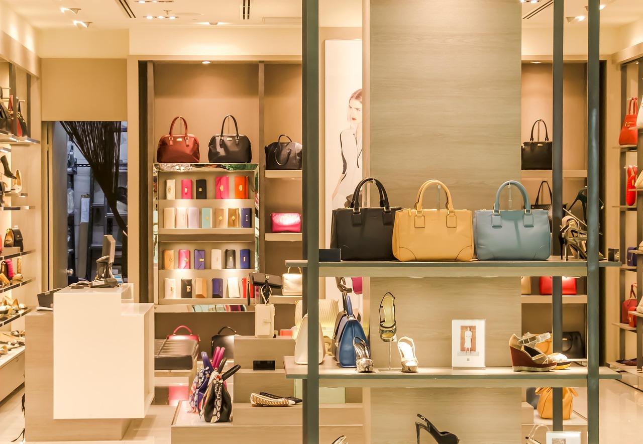découvrez les meilleures astuces et conseils pour le shopping de seconde main, économisez de l'argent tout en adoptant une consommation responsable et durable.